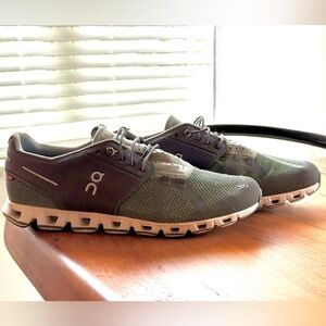 On Running Men's Cloud 5 size 11 Gray Green